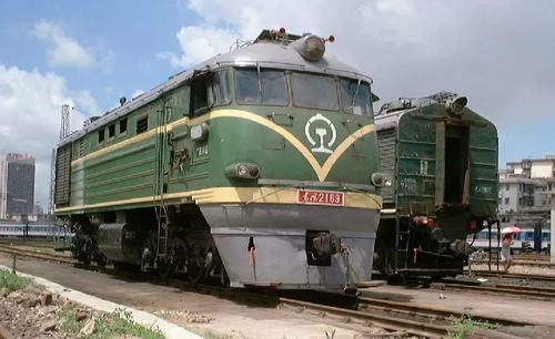 西瓜、橘子、老虎、藍(lán)貓……讓人大開(kāi)眼界的中國(guó)火車(chē)機(jī)車(chē)簡(jiǎn)譜及花名